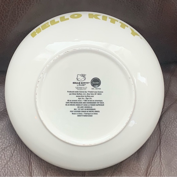 Hello Kitty 45oz Ceramic Bowl Rainbow Sunshine - Picture 6 of 7